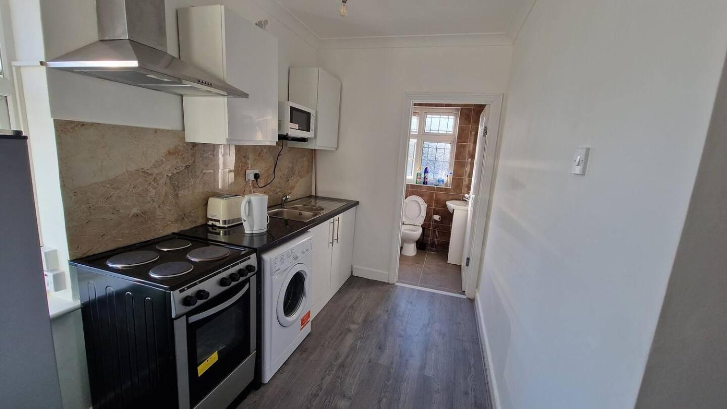 Starlet Property Wanstead 외부 사진